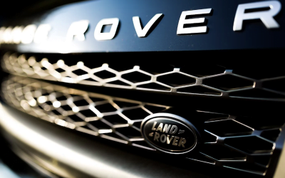 How Land Rover Specialists in Kent Boost the Value of Your Vehicle
