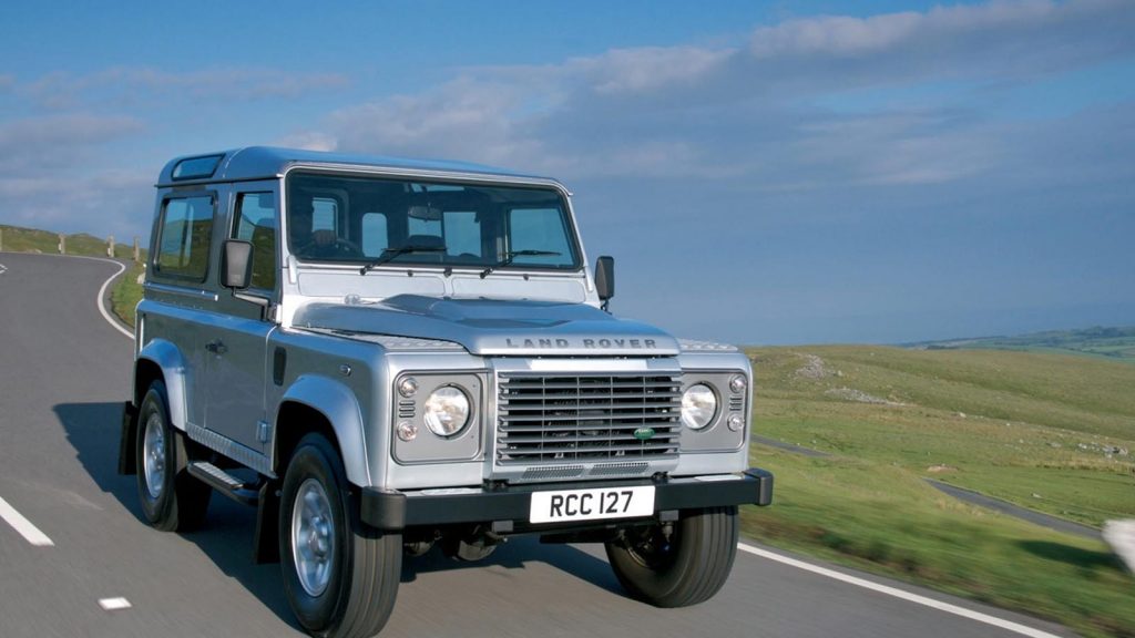 Look Out for Damage Signs on the Serpentine Belt of Your Land Rover